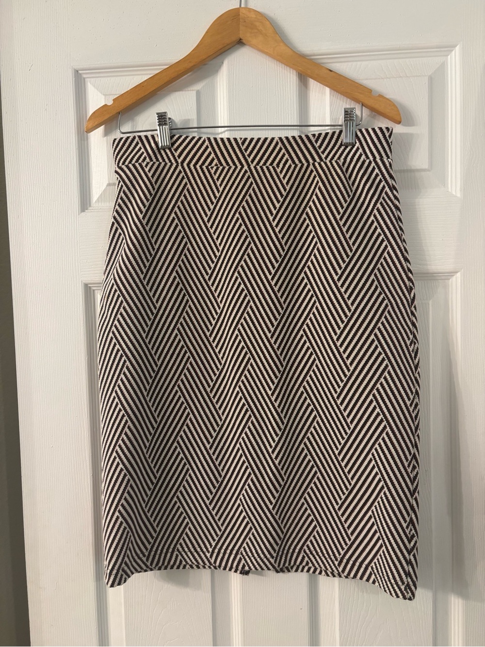 Maeve Anthropologie Geometric Knit Pencil Skirt size Medium